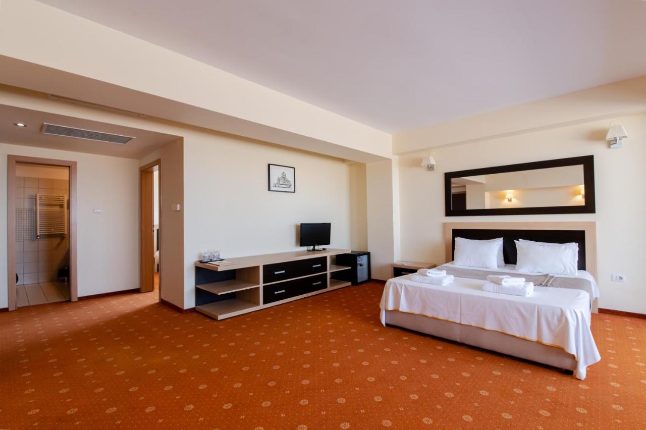Hotel Oxford By Timhotels Temeşvar Dış mekan fotoğraf