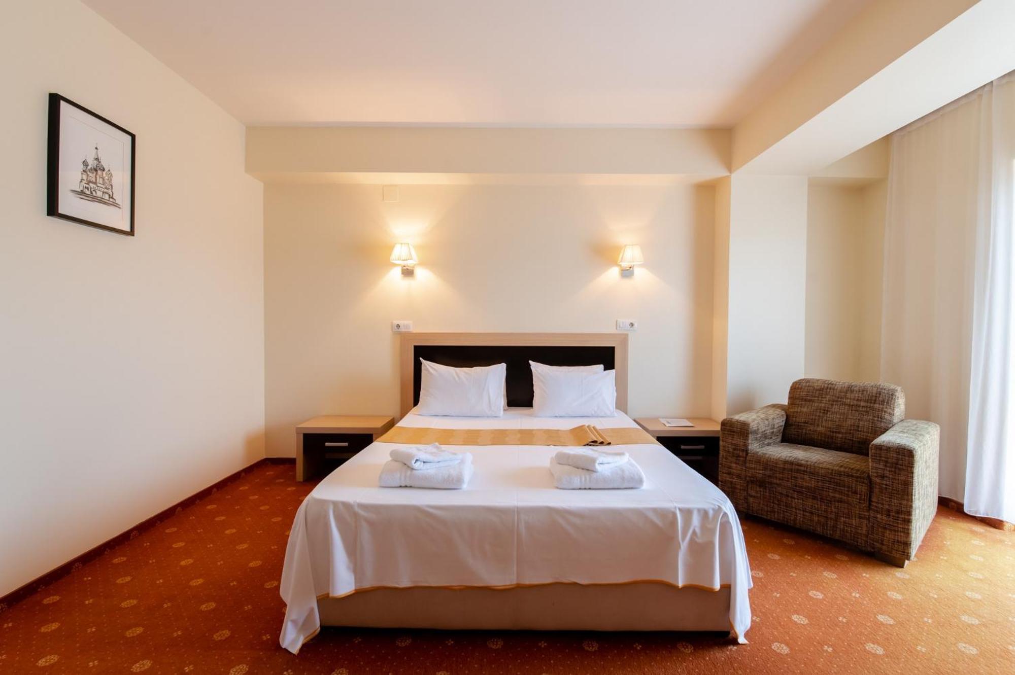 Hotel Oxford By Timhotels Temeşvar Dış mekan fotoğraf