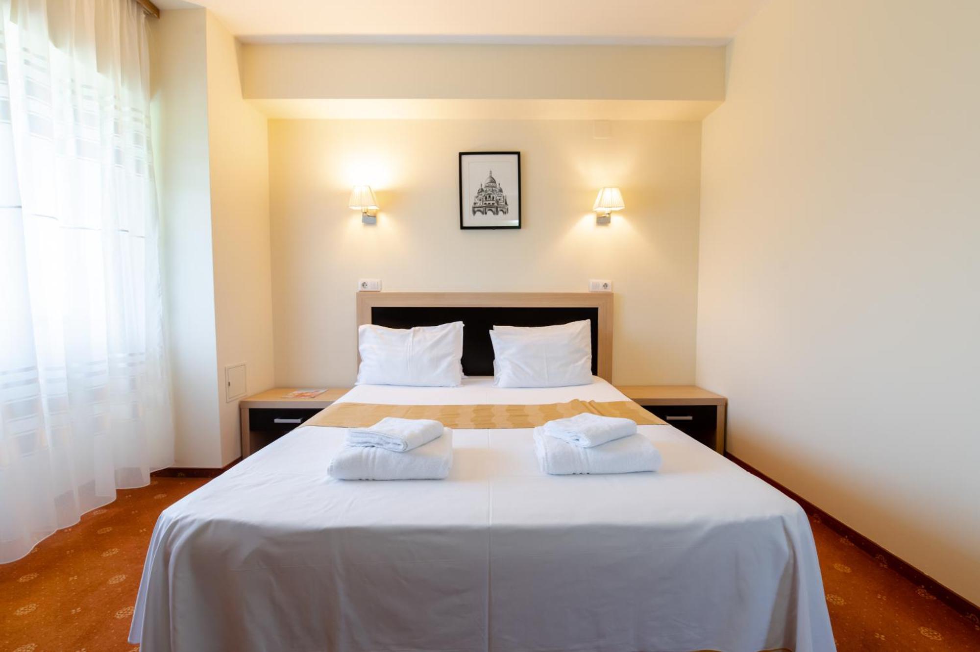 Hotel Oxford By Timhotels Temeşvar Dış mekan fotoğraf
